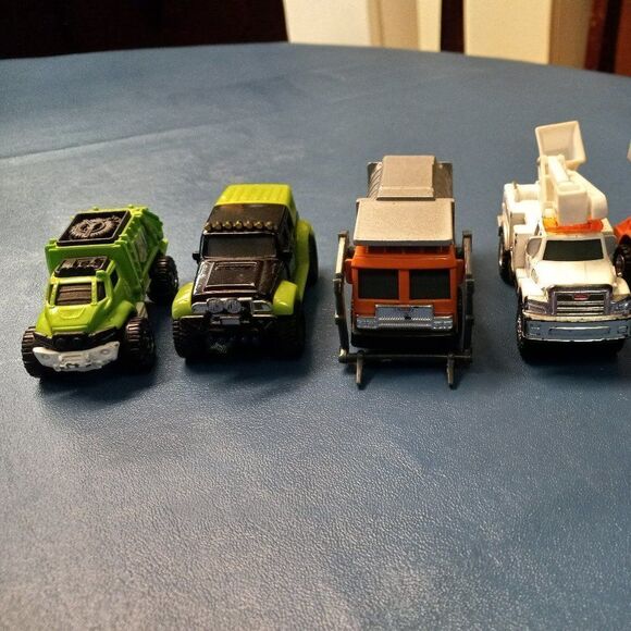 Tonka Service trucks and Off Road vehicle - Picture 2 of 8